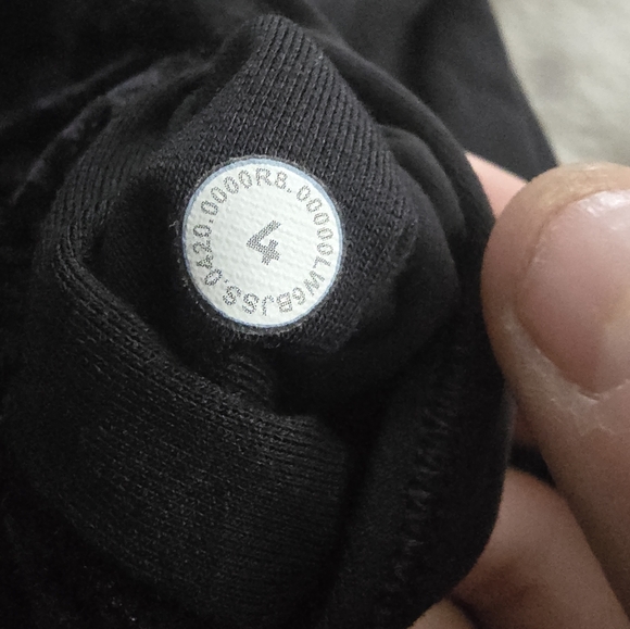 Lululemon Align Super High Rise Crop - Picture 6 of 9